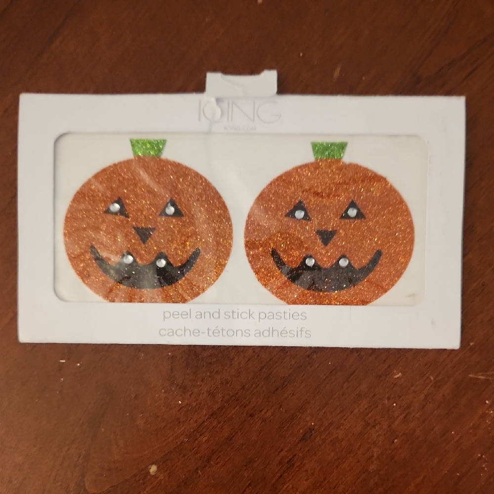 🪅 3/$10 // ICING: Pumpkin Peel And Stick Pasties